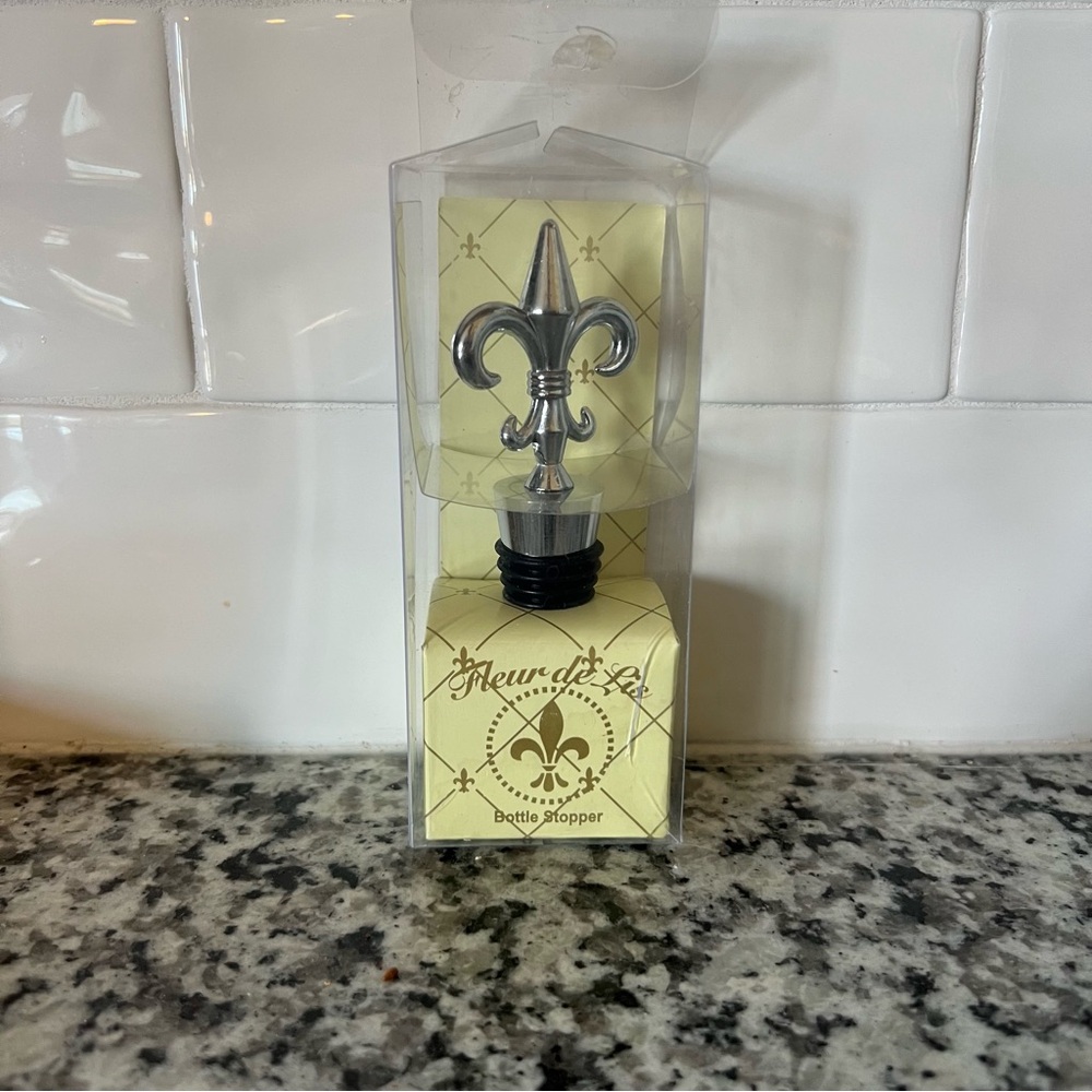 Fleur-de-Lis Wine Bottle Stopper